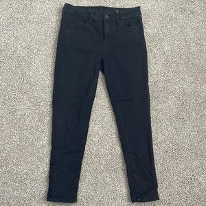 American Eagle Black Skinny Jeans (Short)